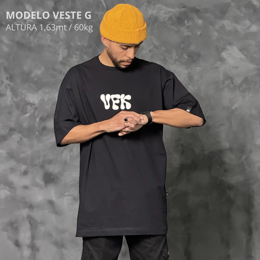 Camiseta Oversized Kria de Rua Preto REF. VFK134