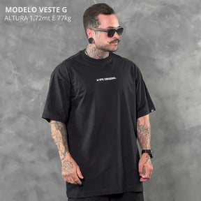 Camiseta Oversized Origins Royal Preto