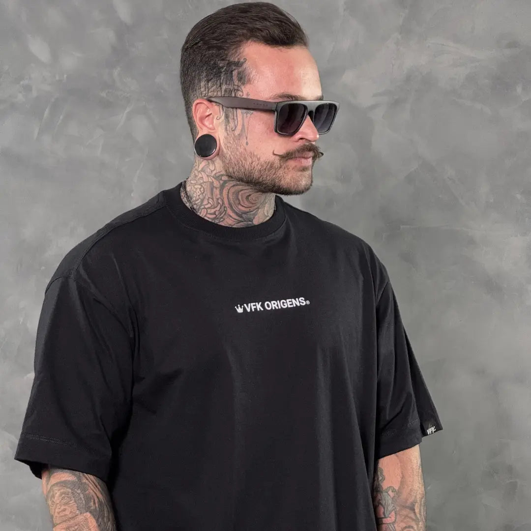 Camiseta Oversized Origins Royal Preto